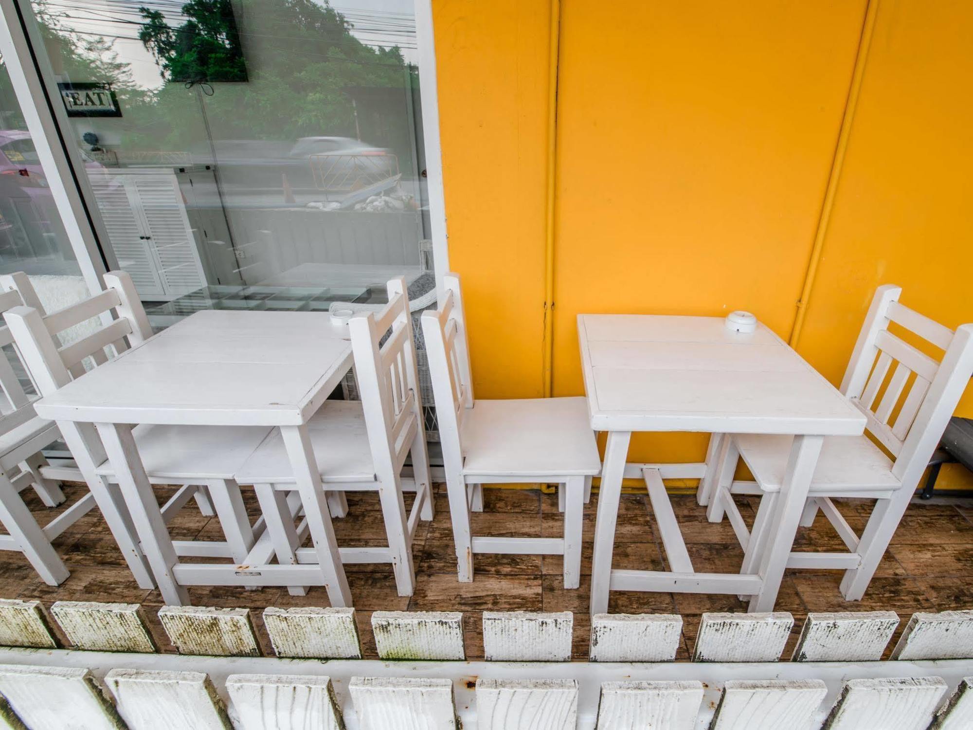 Take A Rest Donmuang Residence Bangkok Exteriör bild